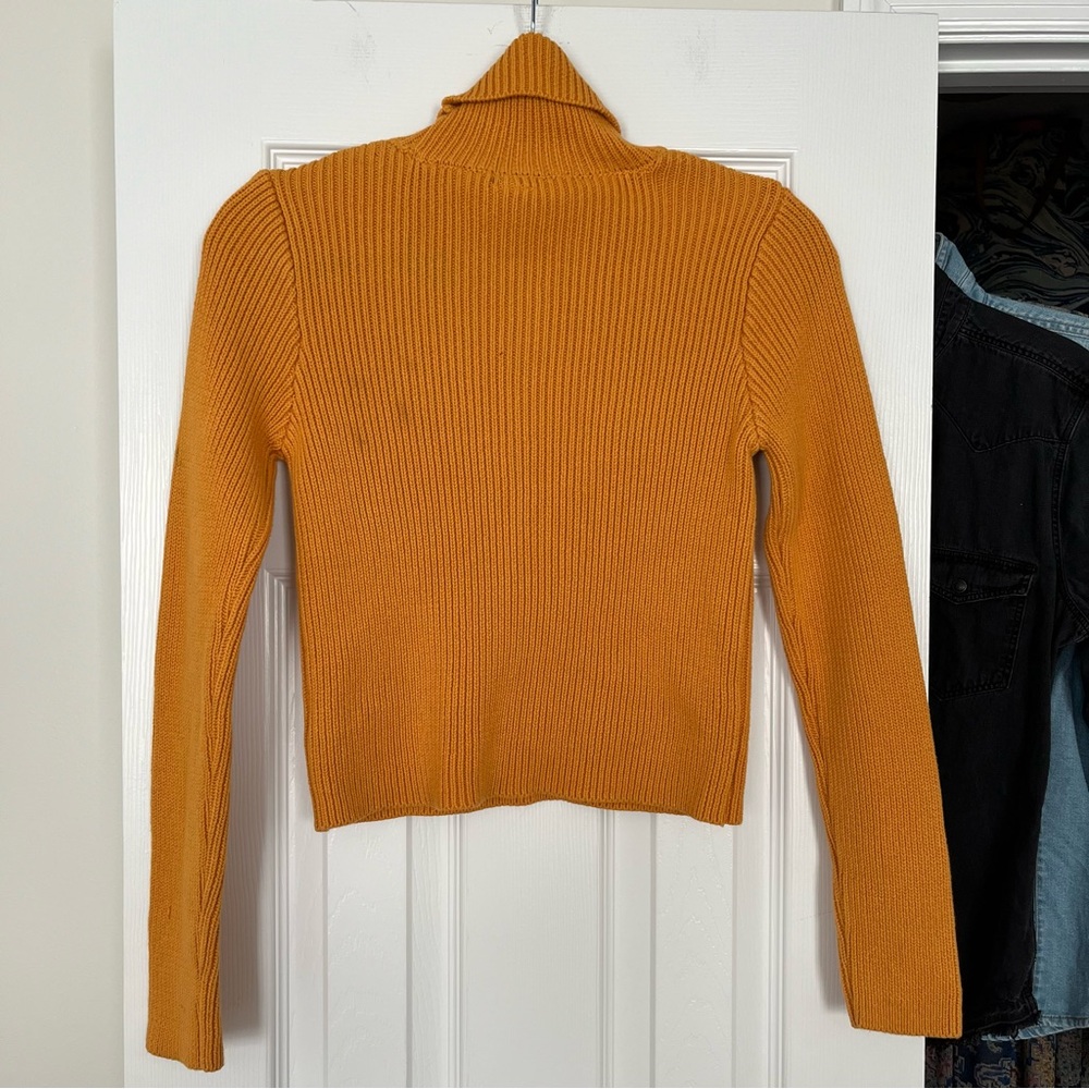 Disney x Forever 21 Mickey Mouse Turtleneck Sweater - Picture 7 of 7